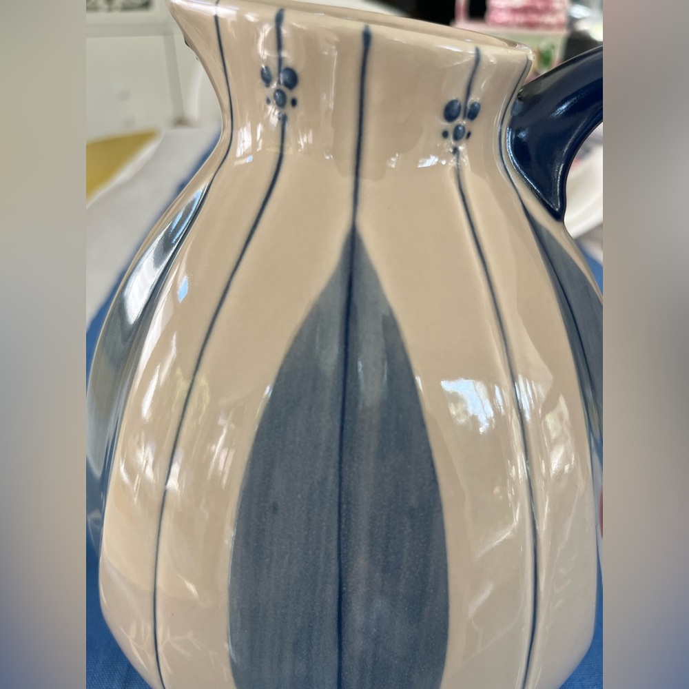 Vintage Tender Heart Treasure Pitcher - Picture 7 of 8